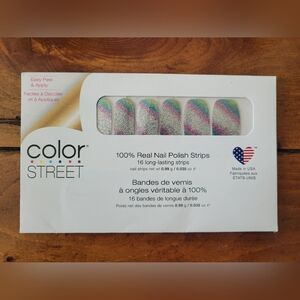 5 for $25 - Color Street Meta Strong nail polish strips